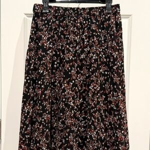 Ann Taylor Floral A-Line Midi Skirt – Size MP